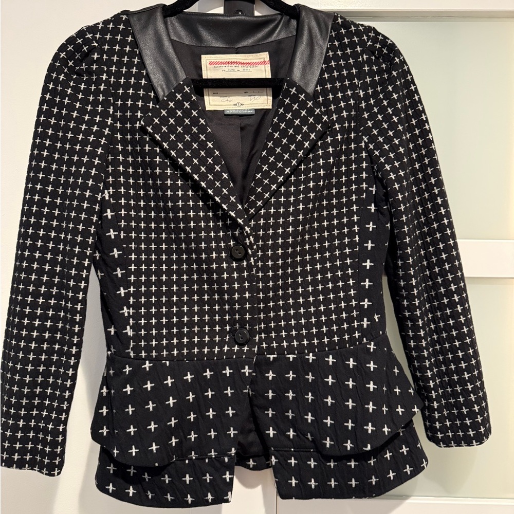 Cartonnier Black and White Patterned Blazer size small. Anthropologie
